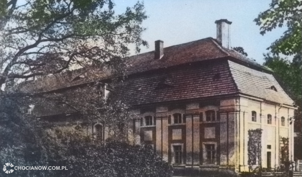 Pokolorowane czarno-białe zdjęcia pałacu