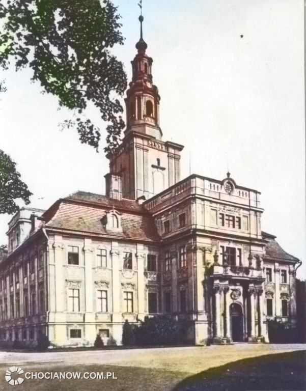 Pokolorowane czarno-białe zdjęcia pałacu