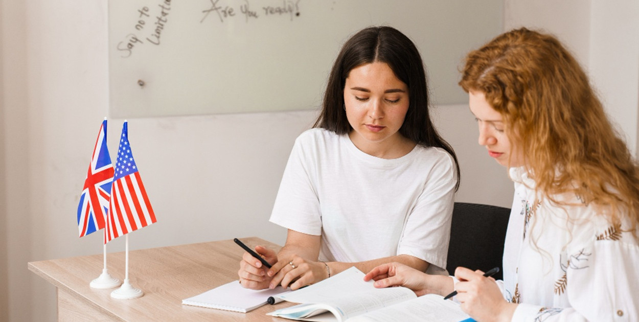 Tłumaczenia pisemne – jak wygląda proces i na co zwrócić uwagę?