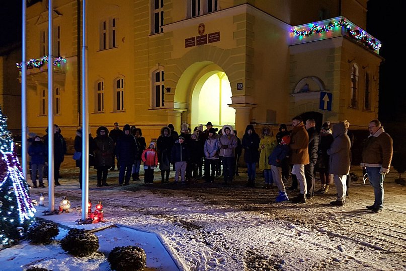 Hołd zmarłemu prezydentowi Gdańska