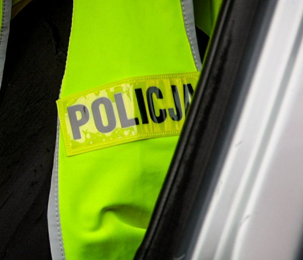 Linie produkcyjne, magazyny, ciężarówki. Policja rozbiła cały przemysł-21888