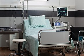 Lek wycofany z powodu zanieczyszczeń. W środku znaleziono fragmenty szkła-22500