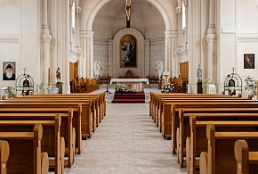 Miliony na Kościół w 2026 roku. Państwo co roku dokłada do duchownych-22812