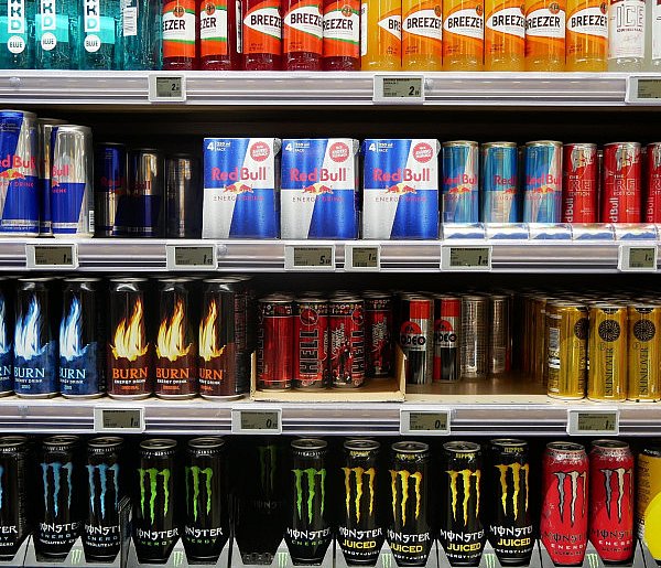 Popularne napoje pójdą ostro w górę. Rząd szykuje podwyżkę VAT-22710