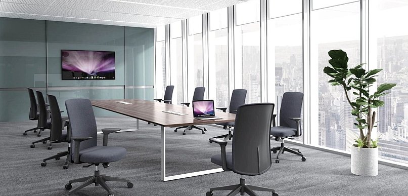 Krzesło biurowe ergonomiczne - jakie funkcje są naprawdę ważne?