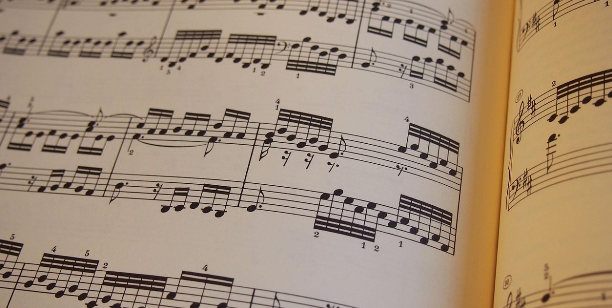 Image by Gina Janosch from Pixabay